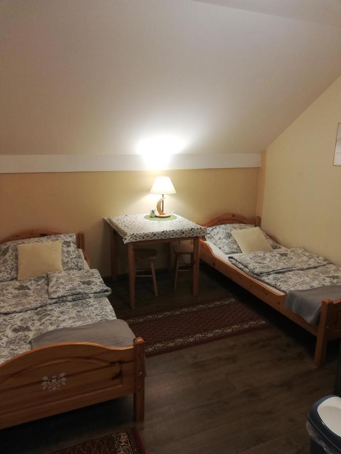 Pokoje Goscinne U Joli Щирк Экстерьер фото